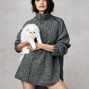 Free People || Twirl Poncho